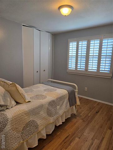 11706 Holly Springs Drive, Unincorporated, MO 63146