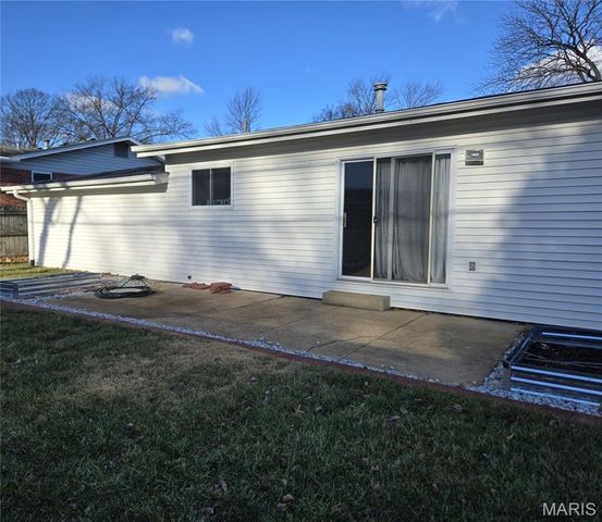 11706 Holly Springs Drive, Unincorporated, MO 63146