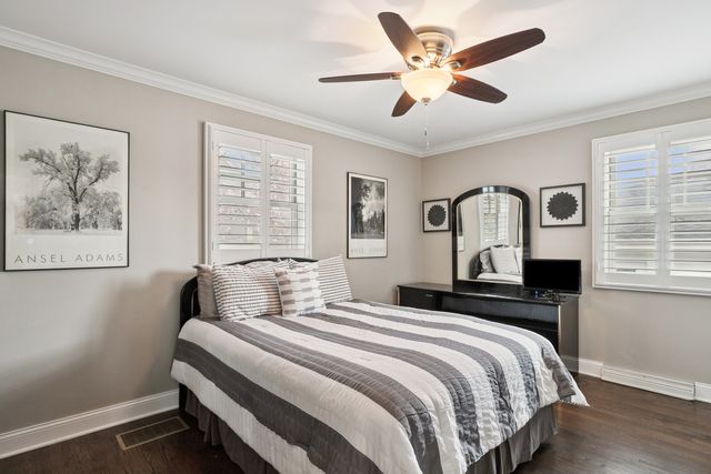 614 West Street, Libertyville, IL 60048