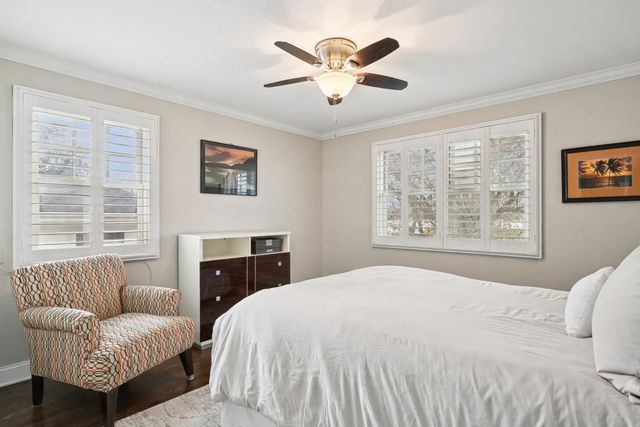 614 West Street, Libertyville, IL 60048