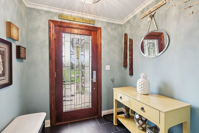 614 West Street, Libertyville, IL 60048