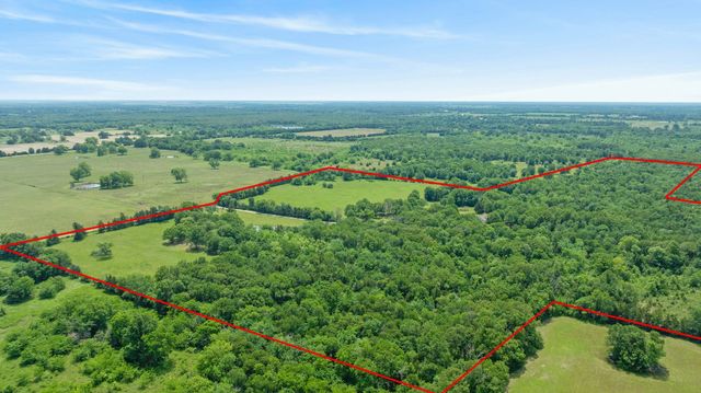 690 County Road 15560, Paris, TX 75462