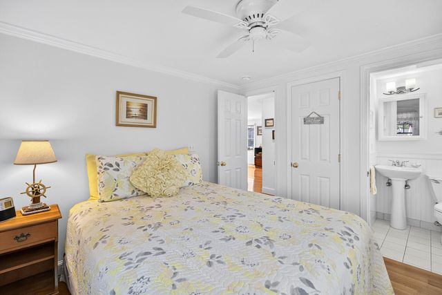 35 Shore Drive, Mashpee, MA 02649