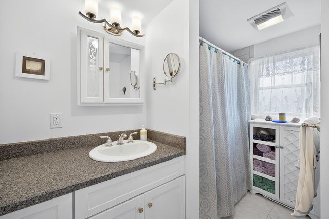35 Shore Drive, Mashpee, MA 02649