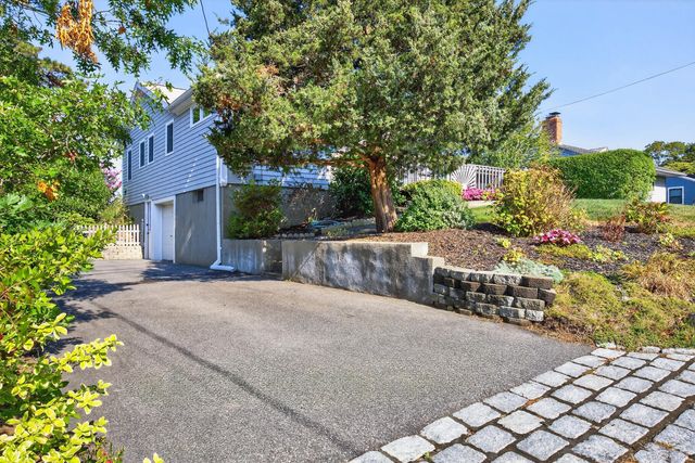 35 Shore Drive, Mashpee, MA 02649
