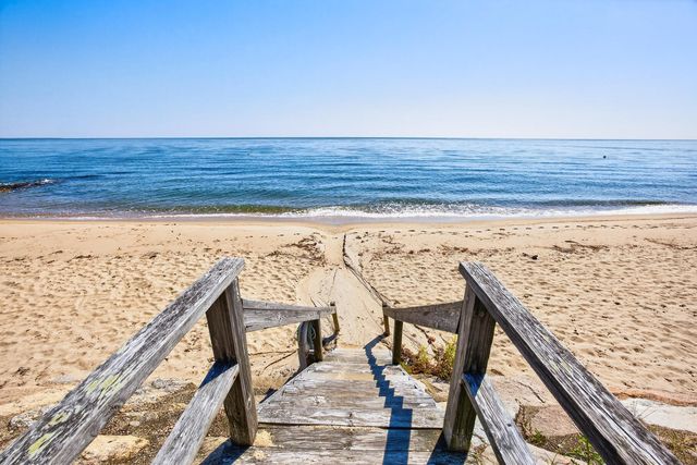 35 Shore Drive, Mashpee, MA 02649