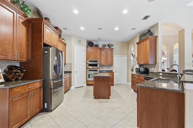 11749 NEWBERRY GROVE LOOP, Riverview, FL 33579