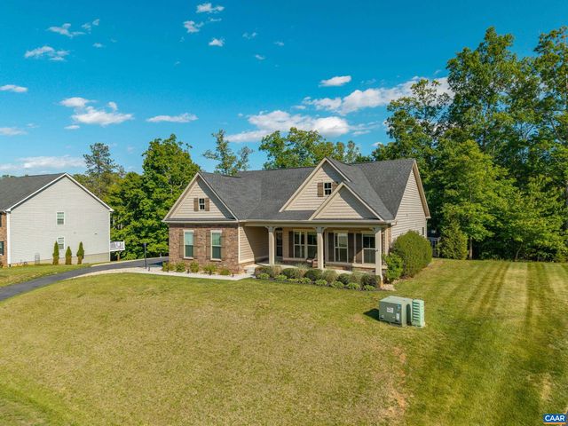 302 MANOR BLVD, Palmyra, VA 22963