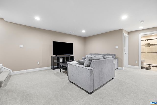 302 MANOR BLVD, Palmyra, VA 22963