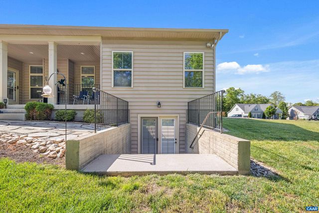 302 MANOR BLVD, Palmyra, VA 22963