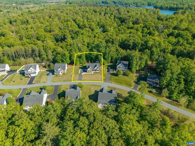 302 MANOR BLVD, Palmyra, VA 22963