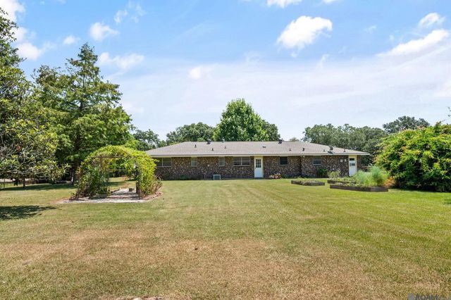 4953 Fennwood Dr, Zachary, LA 70791