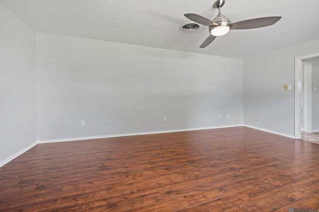 4953 Fennwood Dr, Zachary, LA 70791