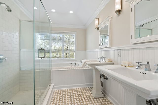 18 Devon Rd, Summit City, NJ 07901