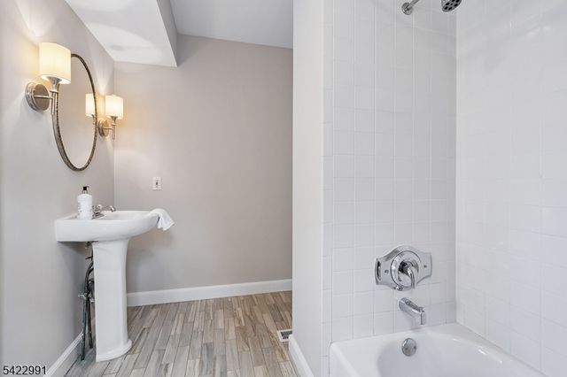 18 Devon Rd, Summit City, NJ 07901