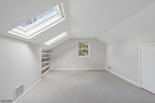 18 Devon Rd, Summit City, NJ 07901