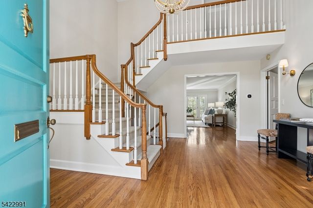 18 Devon Rd, Summit City, NJ 07901