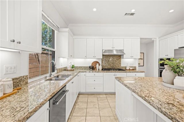 68 tollson, Irvine, CA 92620