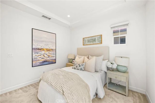 68 tollson, Irvine, CA 92620