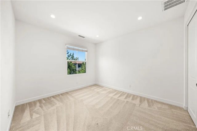 68 tollson, Irvine, CA 92620
