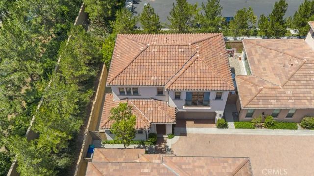 68 tollson, Irvine, CA 92620