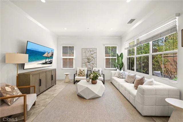 68 tollson, Irvine, CA 92620