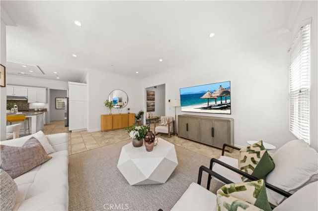 68 tollson, Irvine, CA 92620