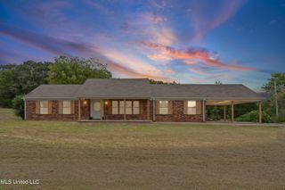 1945 Pryor Road, Coldwater, MS 38618