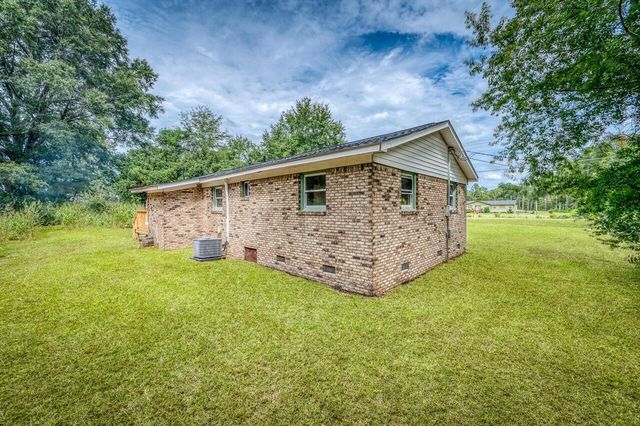 1091 Spring Plains Road, Cross, SC 29436