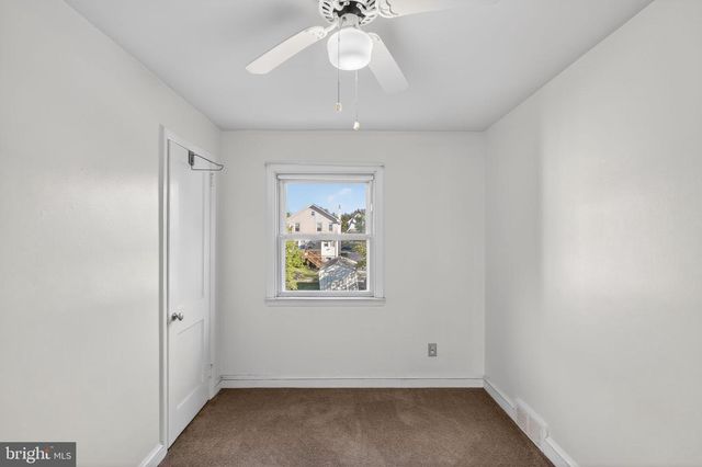 230 WINDSOR AVE, Upper Darby, PA 19082