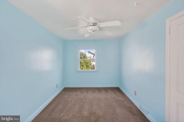 230 WINDSOR AVE, Upper Darby, PA 19082