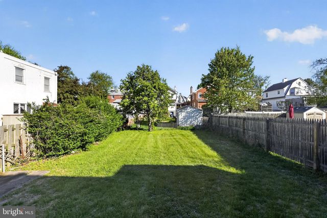 230 WINDSOR AVE, Upper Darby, PA 19082