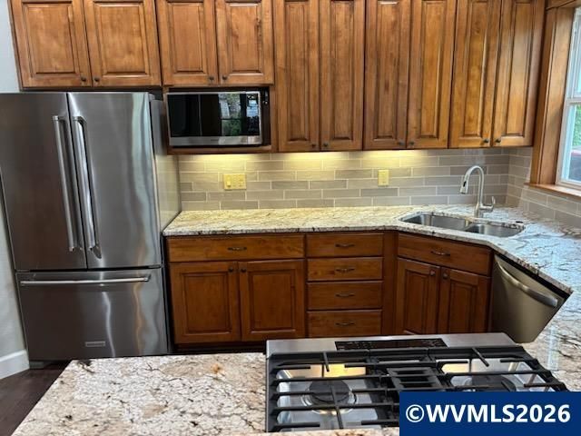 190 N Cleveland St St, Mt Angel, OR 97362