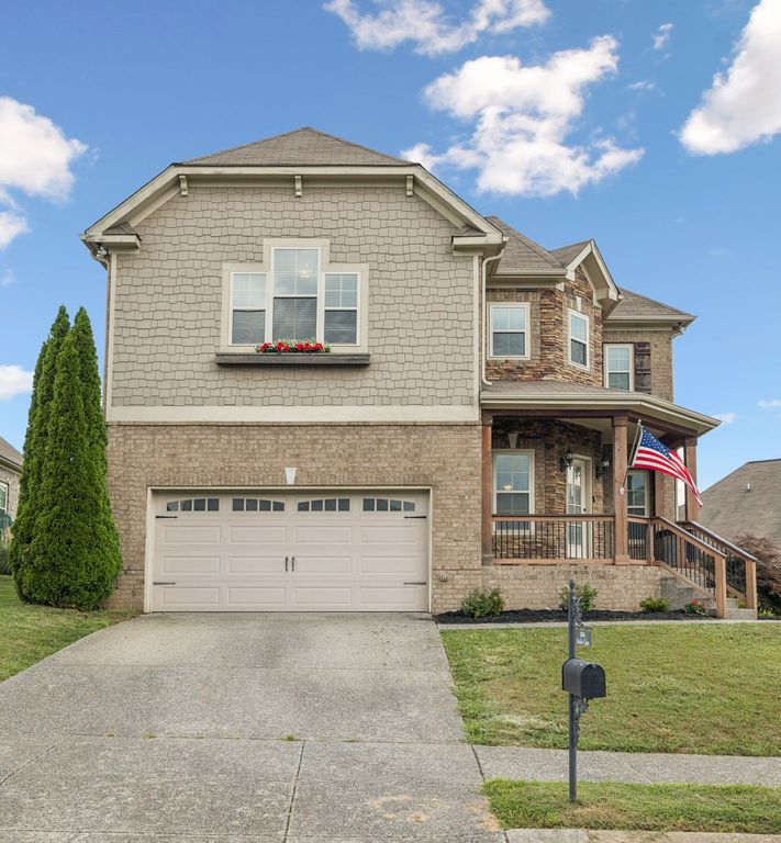 2004 Rudder Ct, Spring Hill, TN 37174