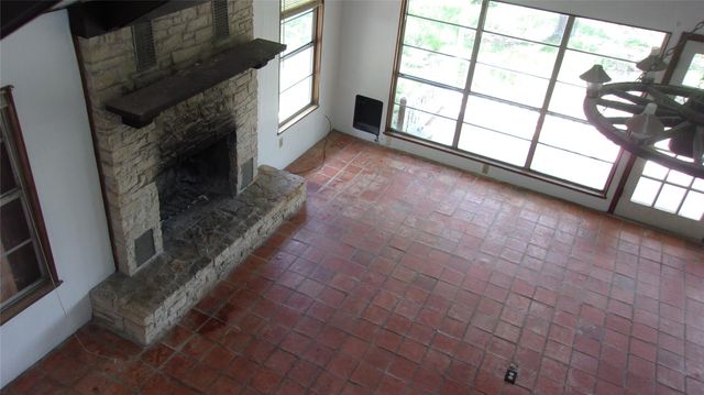 702 Cottonwood Creek RD, Dripping Springs, TX 78620