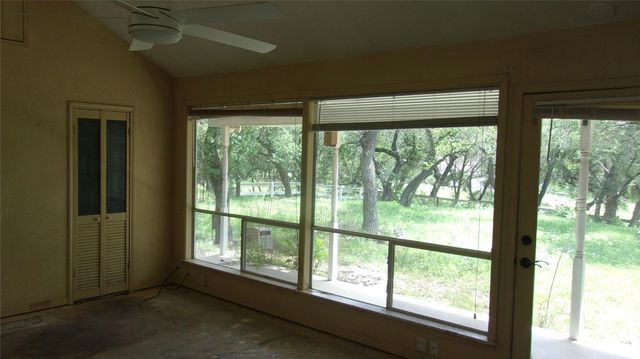 702 Cottonwood Creek RD, Dripping Springs, TX 78620