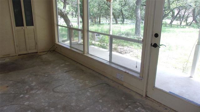 702 Cottonwood Creek RD, Dripping Springs, TX 78620