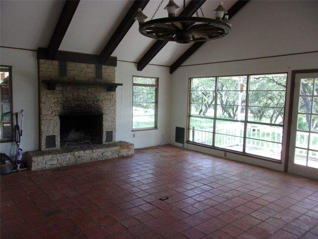 702 Cottonwood Creek RD, Dripping Springs, TX 78620