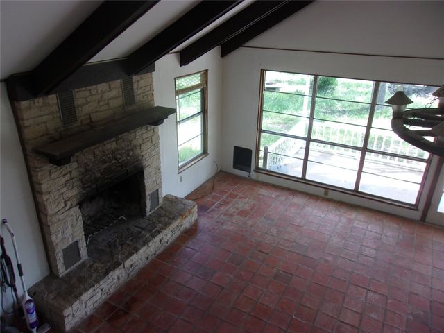 702 Cottonwood Creek RD, Dripping Springs, TX 78620