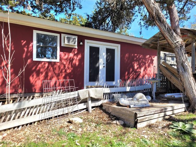 702 Cottonwood Creek RD, Dripping Springs, TX 78620