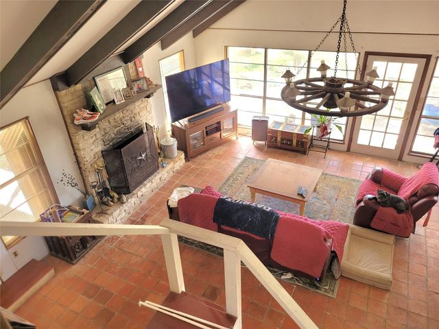 702 Cottonwood Creek RD, Dripping Springs, TX 78620