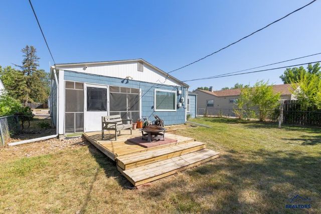 125 E ST FRANCIS, Rapid City, SD 57701