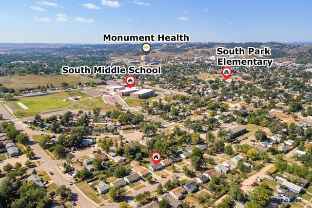 125 E ST FRANCIS, Rapid City, SD 57701