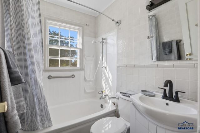 125 E ST FRANCIS, Rapid City, SD 57701