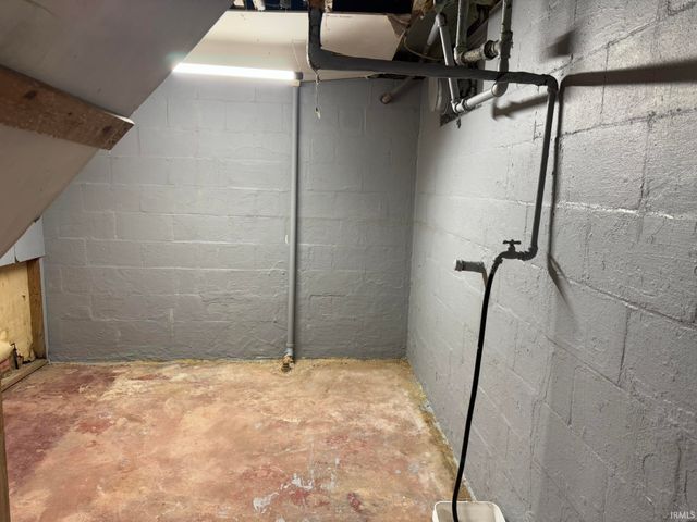 1405 S 24th Street, Lafayette, IN 47905