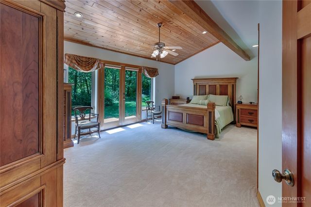 31520 94th Avenue E, Eatonville, WA 98328