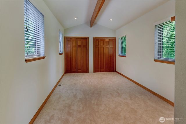 31520 94th Avenue E, Eatonville, WA 98328