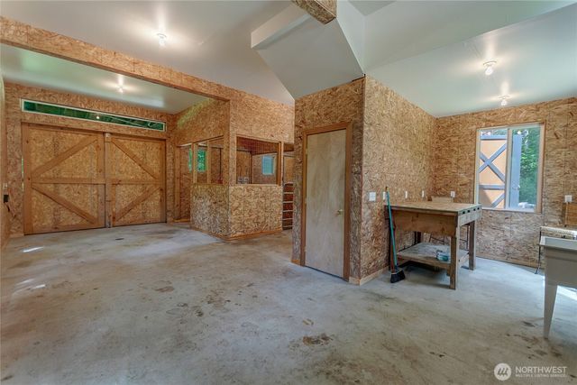 31520 94th Avenue E, Eatonville, WA 98328