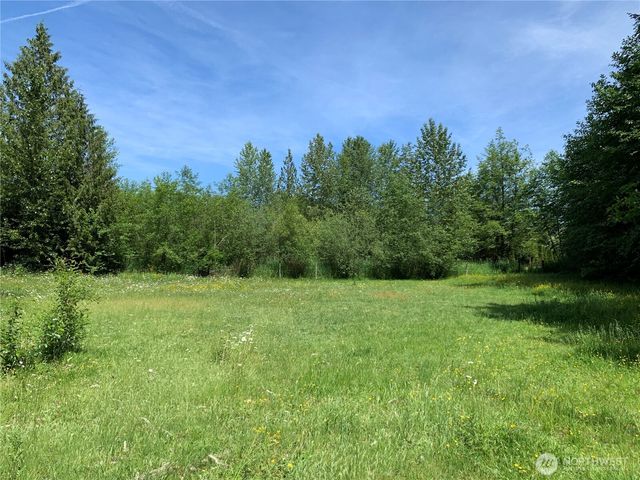31520 94th Avenue E, Eatonville, WA 98328