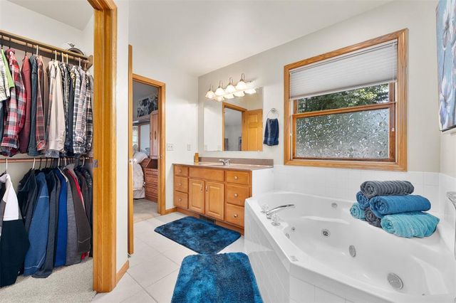 3804 Harvard Lane, Eau Claire, WI 54701